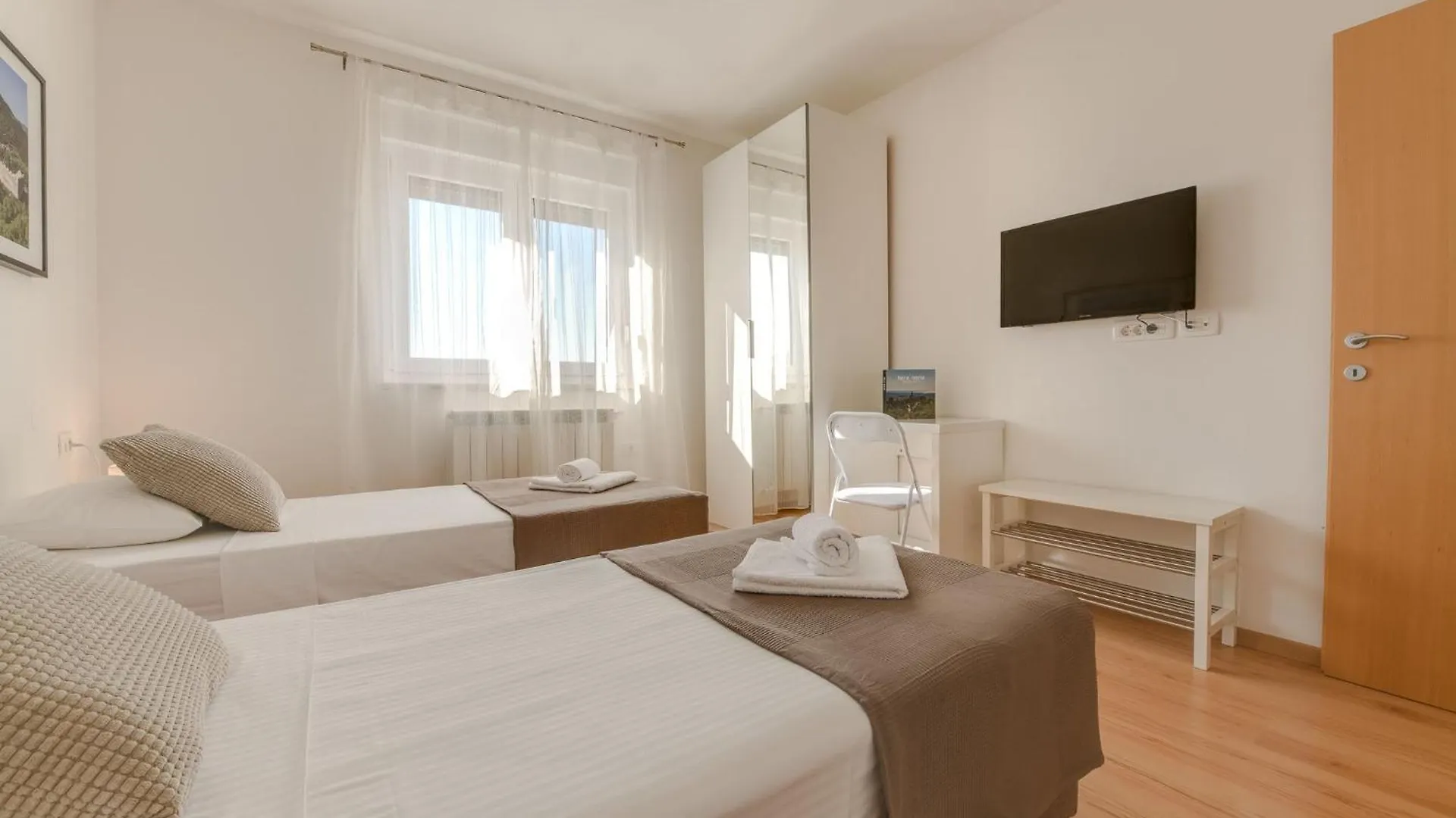 Holiday home Villa Cera Fuer 8 Personen In Pula