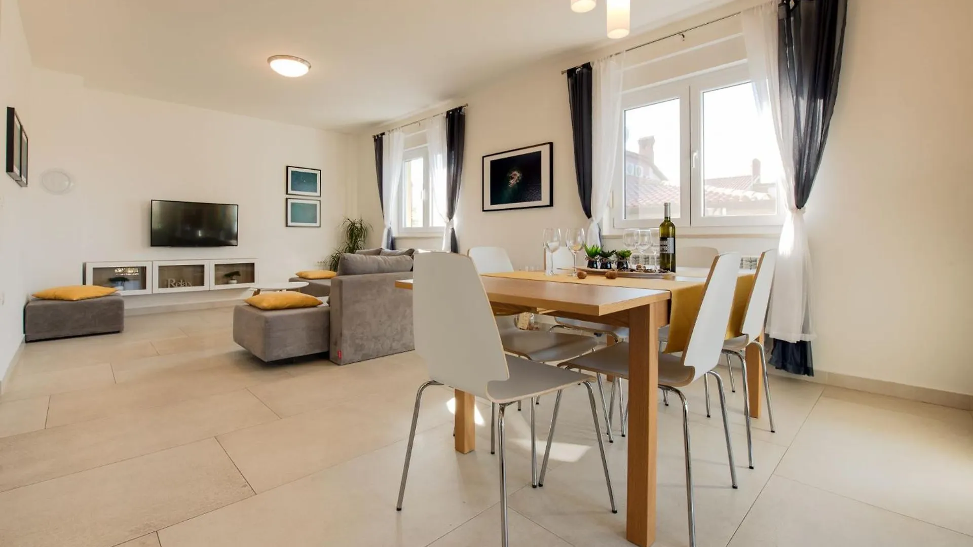 Holiday home Villa Cera Fuer 8 Personen In Pula Croatia
