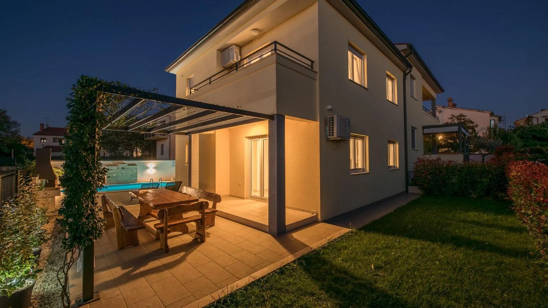 Holiday home Villa Cera Fuer 8 Personen In Pula Croatia