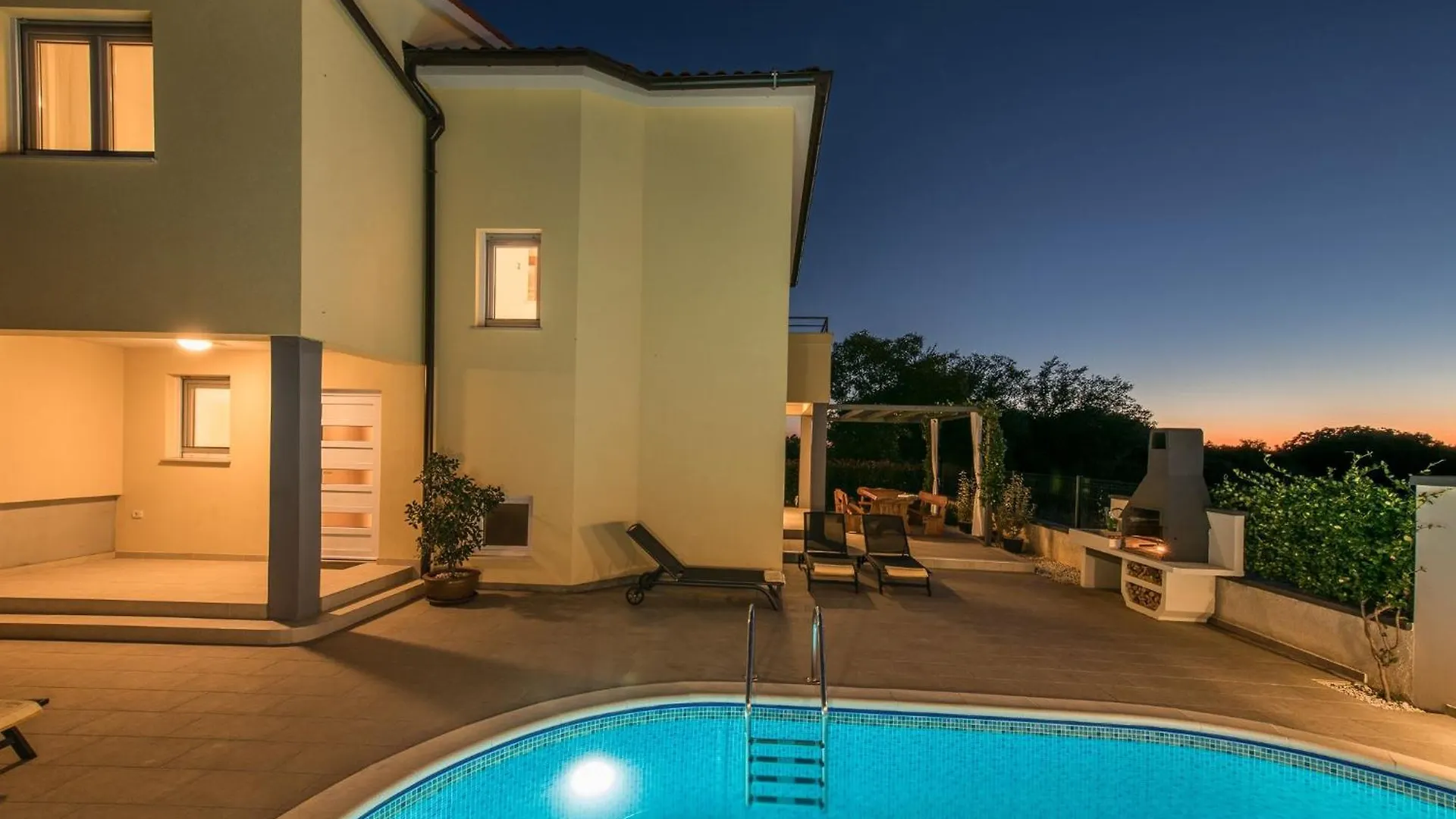 Holiday home Villa Cera Fuer 8 Personen In Pula Croatia
